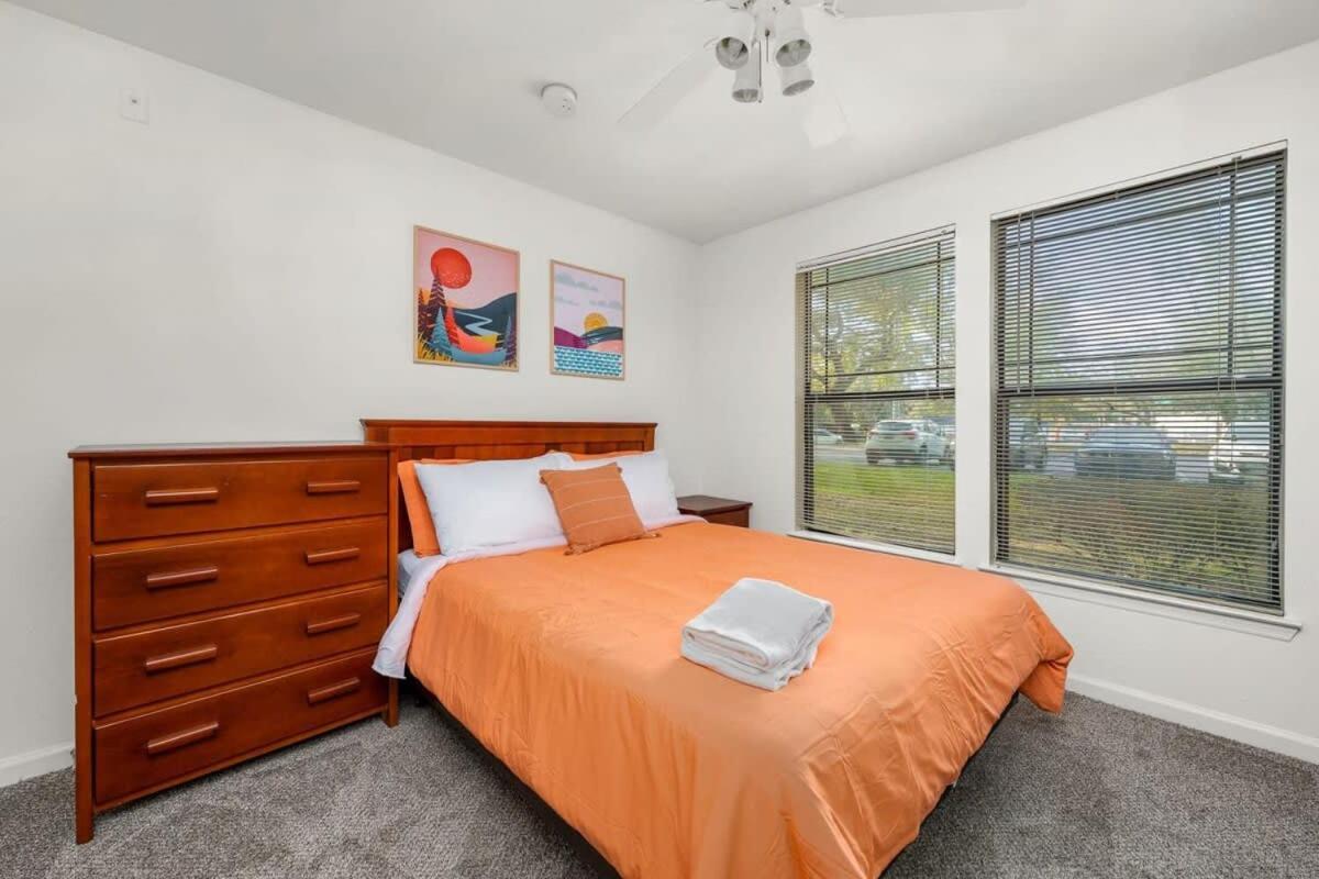 Budget Friendly Sleeps 8 Discounts Available Tampa Zewnętrze zdjęcie