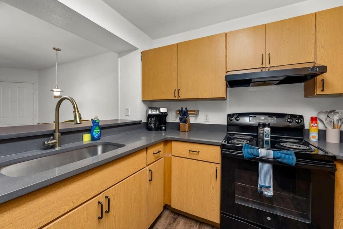 Budget Friendly Sleeps 8 Discounts Available Tampa Zewnętrze zdjęcie