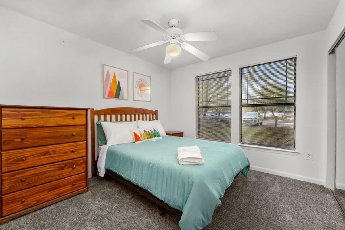 Budget Friendly Sleeps 8 Discounts Available Tampa Zewnętrze zdjęcie