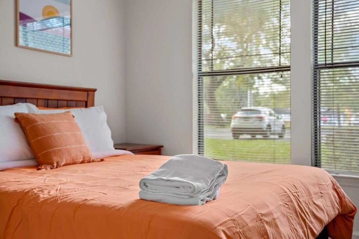 Budget Friendly Sleeps 8 Discounts Available Tampa Zewnętrze zdjęcie