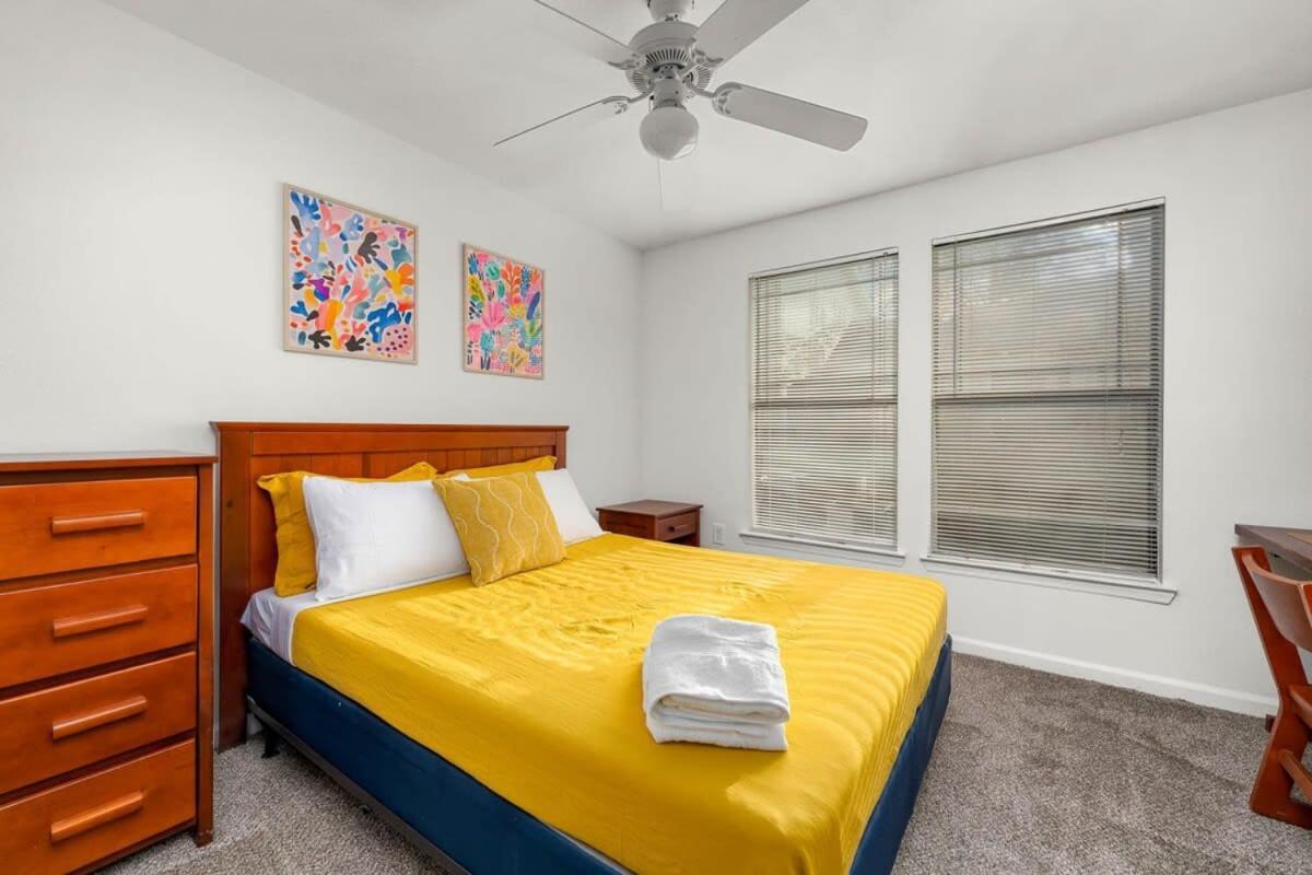 Budget Friendly Sleeps 8 Discounts Available Tampa Zewnętrze zdjęcie